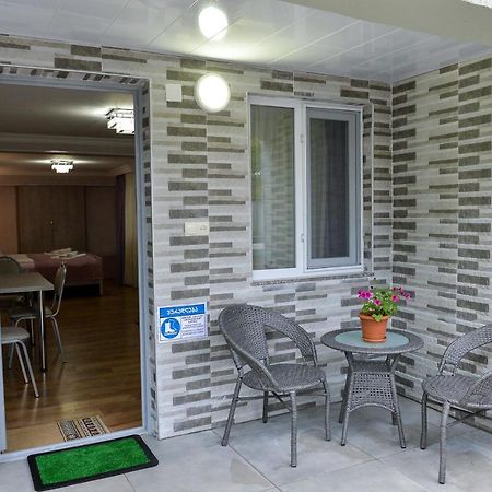 Cozy House Hotell Kutaisi Eksteriør bilde