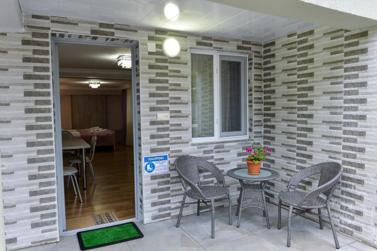 Cozy House Hotell Kutaisi Eksteriør bilde