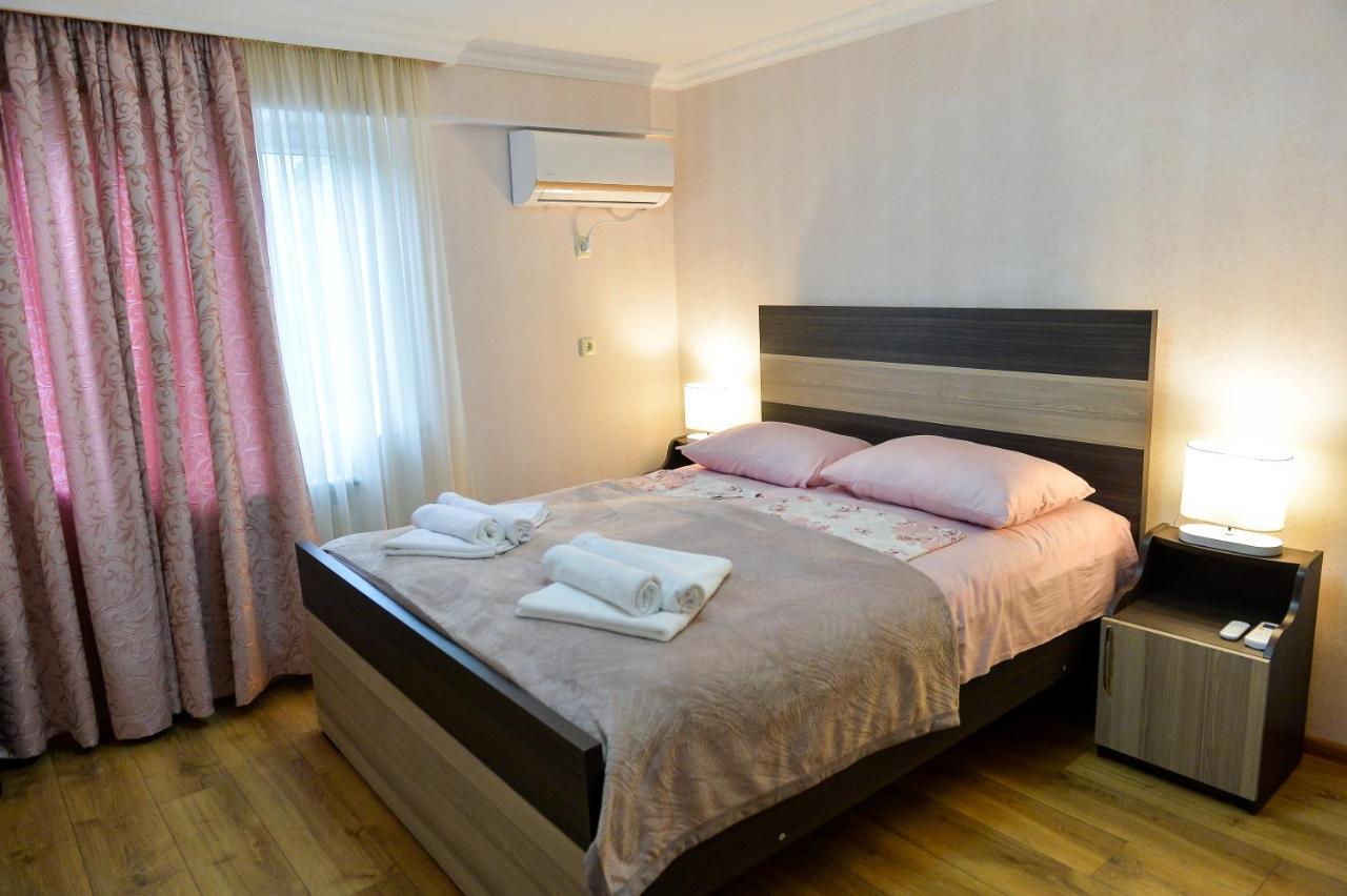 Cozy House Hotell Kutaisi Eksteriør bilde