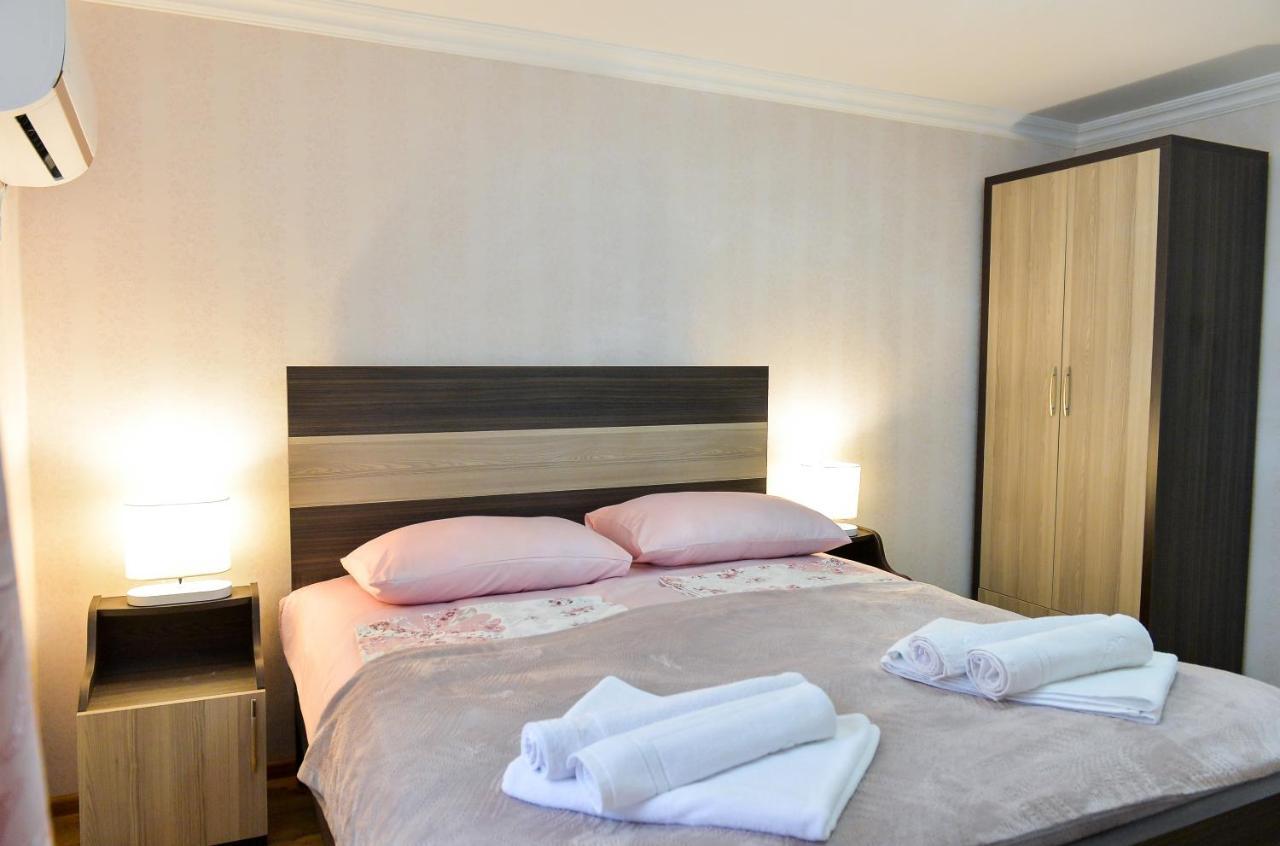 Cozy House Hotell Kutaisi Eksteriør bilde